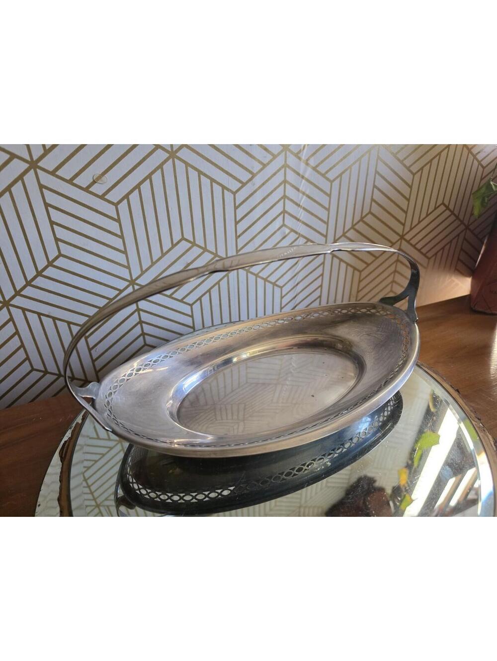Vintage Reed & Barton EPNS Silverplate Bread Basket 5636